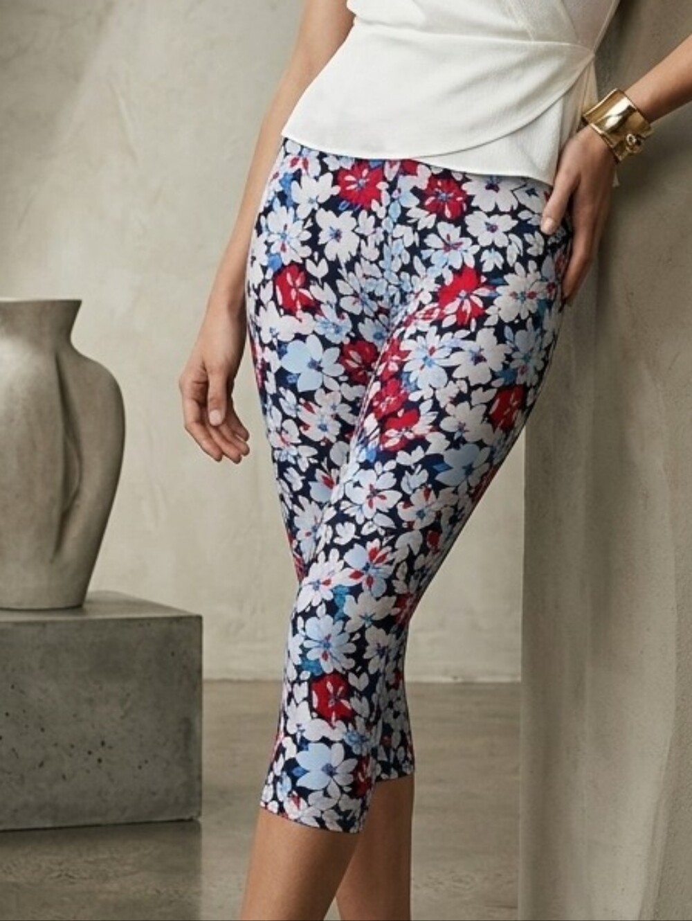 No Boundaries Floral Capri Leggings in Navy, White & Red